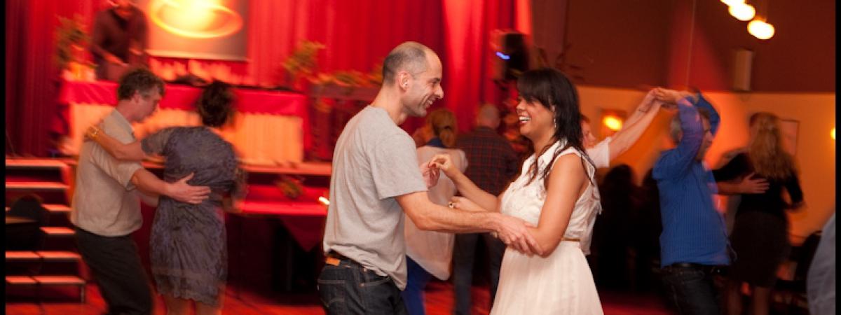Salsa lessen in Apeldoorn en Deventer bij Salsa dansschool Esta Manera